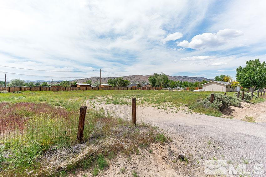 11510 Mistletoe Street Reno, NV 89506 - Photo 16 of 18 Photo 16