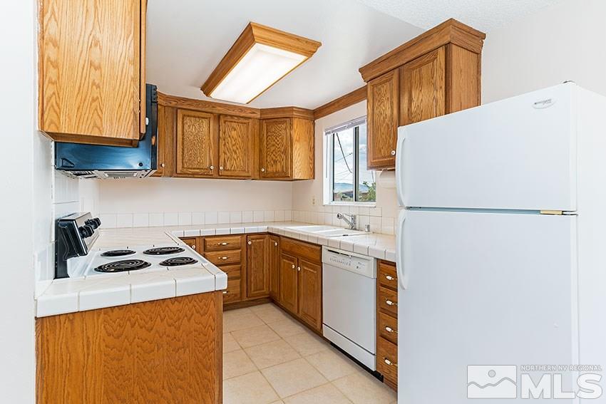 11510 Mistletoe Street Reno, NV 89506 - Photo 7 of 18 Photo 7