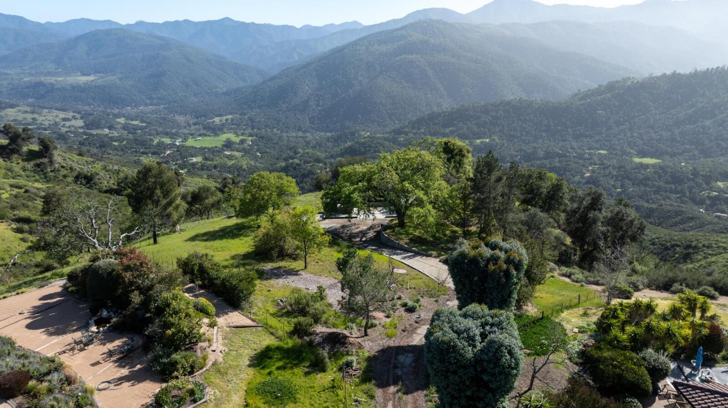34994 Sky Ranch Road Carmel Valley, CA 93924 - Photo 16 of 36