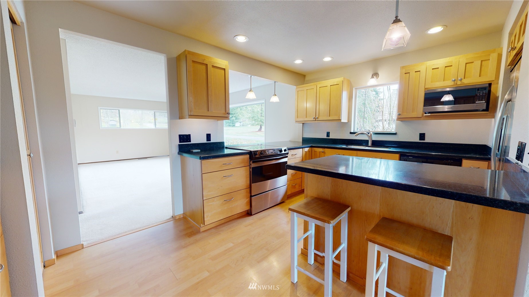 2530 Mountain View Road East Port Orchard, WA 98366 - Photo 17 of 34