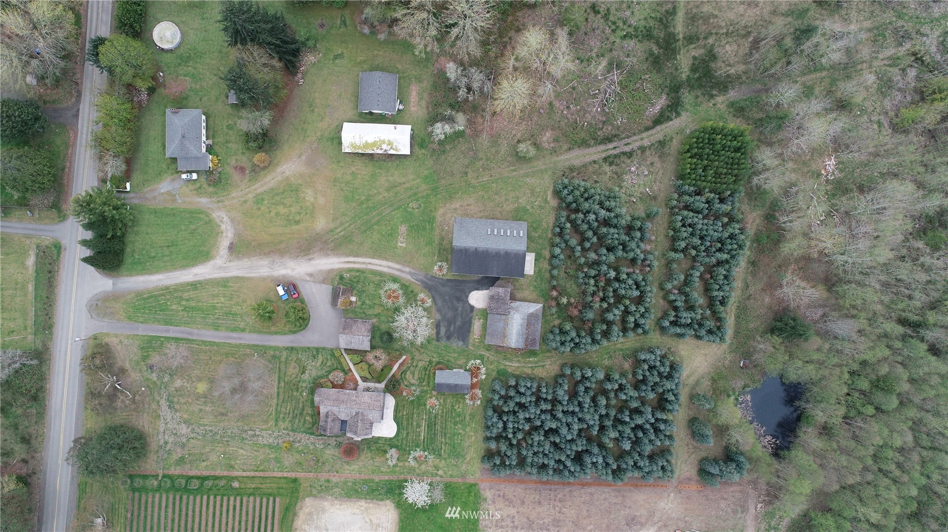 2530 Mountain View Road East Port Orchard, WA 98366 - Photo 5 of 34