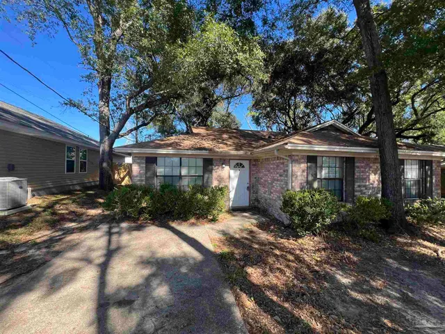 $1,095 | 1350 Fairchild Street, Unit A, Pensacola, FL 32504