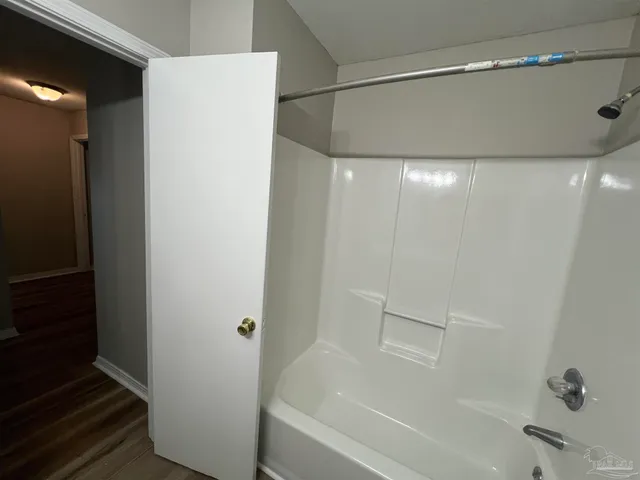 $1,095 | 1350 Fairchild Street, Unit A, Pensacola, FL 32504