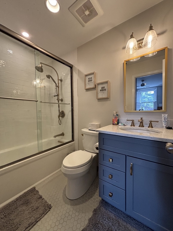 241 Beacon Street, Unit 5 Boston, MA 02116 - Photo 18 of 27