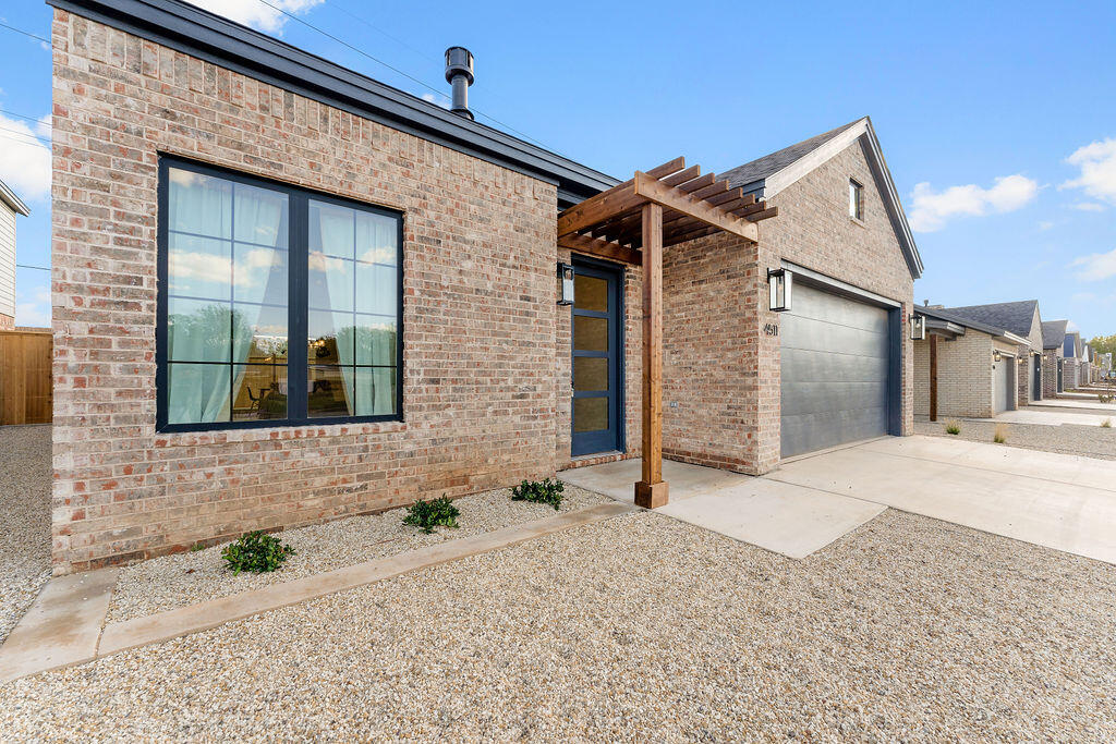 4511 22nd Place Lubbock, TX 79407 - Photo 2 of 30 2