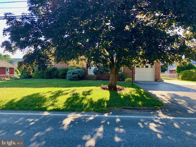720 Lorane Road Reading, PA 19606 - Photo 2 of 10