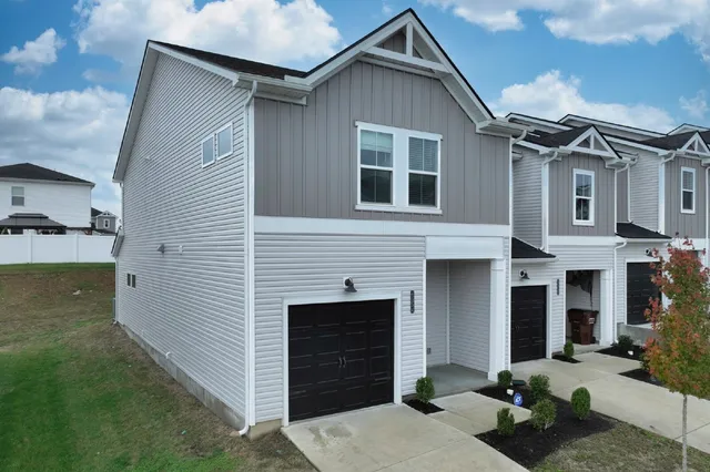 $2,225 | 4554 Skywood Lane, Nashville, TN 37207