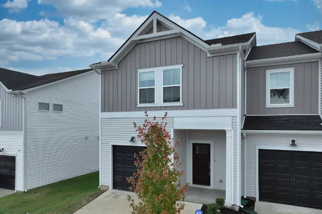 $2,225 | 4554 Skywood Lane, Nashville, TN 37207