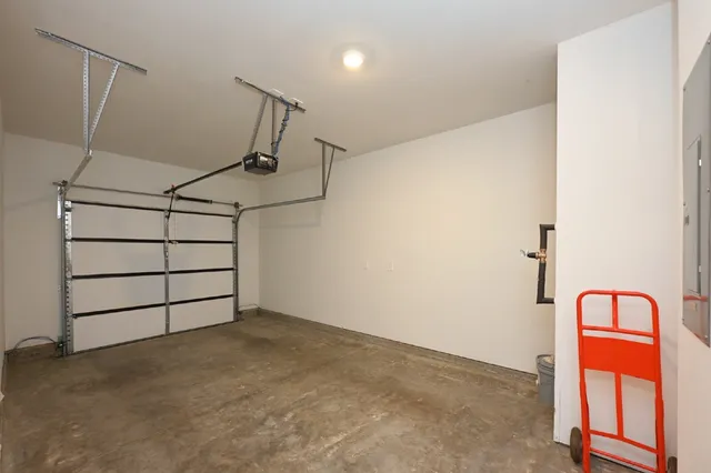 $2,225 | 4554 Skywood Lane, Nashville, TN 37207