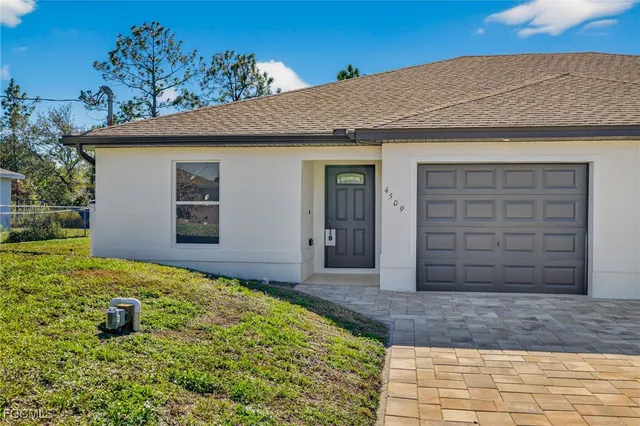 a front view of house