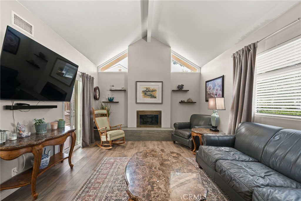 460 West Mission Road Corona, CA 92882 - Photo 7 of 41