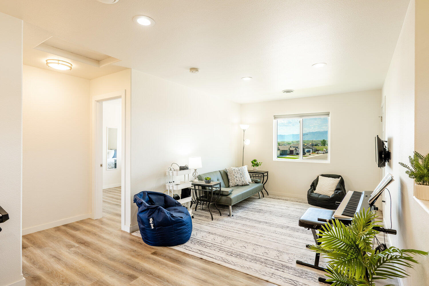 2173 Excalibur Way Sheridan, WY 82801 - Photo 32 of 47 013_dsc_2576-hdr-edit_102