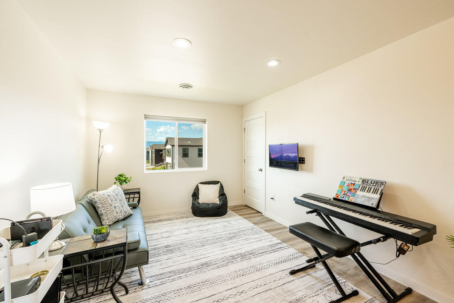 2173 Excalibur Way Sheridan, WY 82801 - Photo 33 of 47 014_dsc_2580-hdr-edit_599