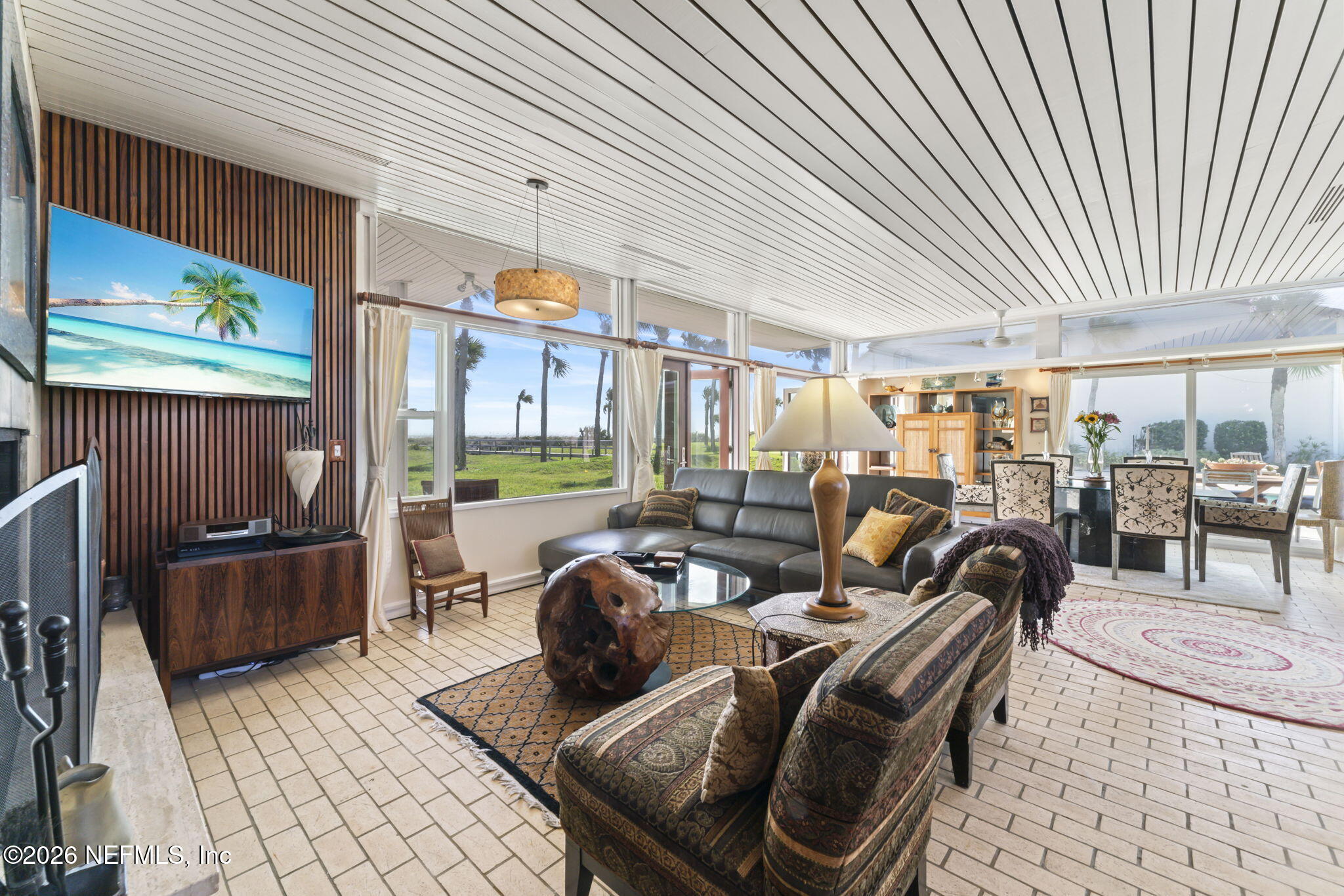 2337 Seminole Road, Unit A Atlantic Beach, FL 32233 - Photo 11 of 39 UnitA Great room 2