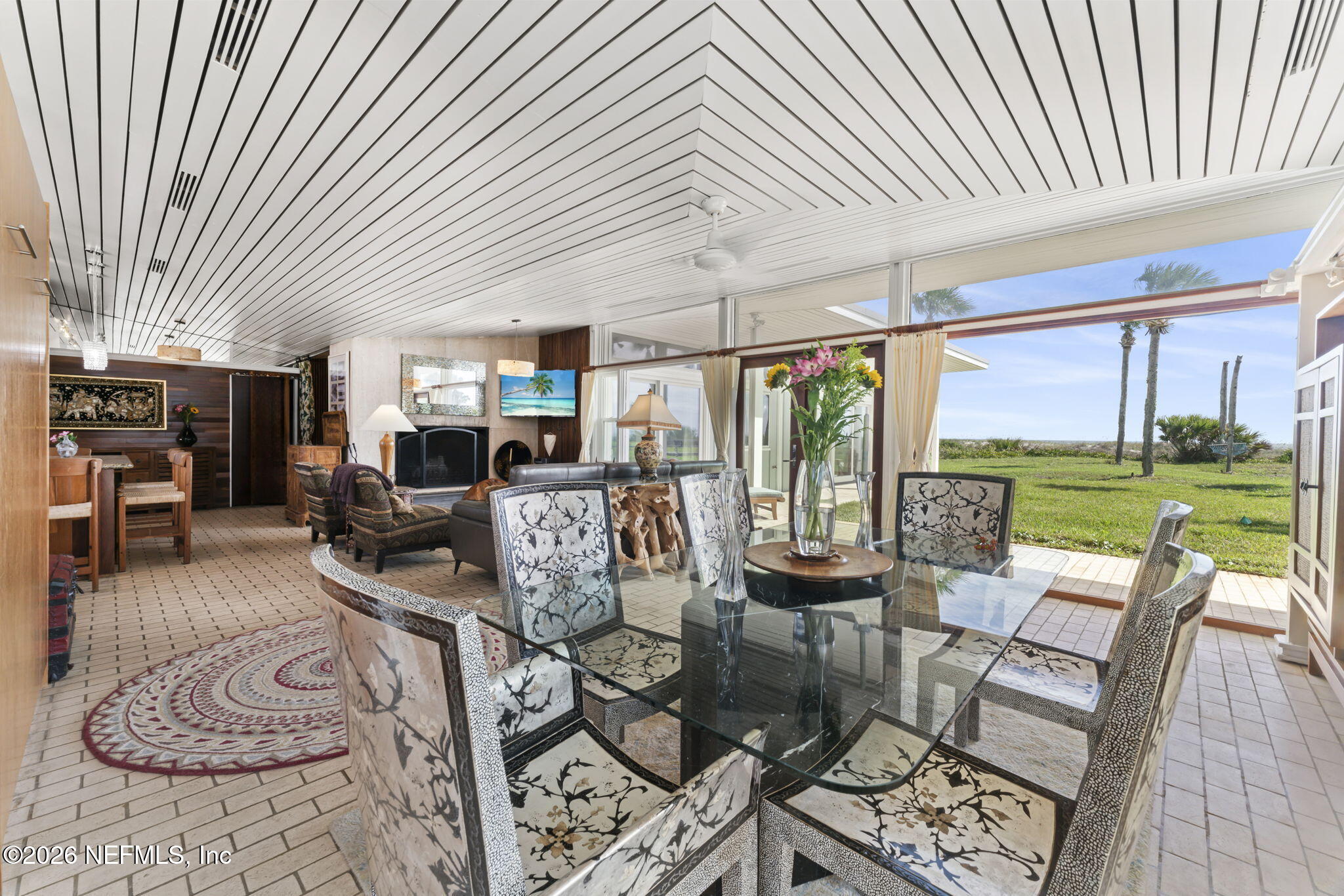 2337 Seminole Road, Unit A Atlantic Beach, FL 32233 - Photo 14 of 39 UnitA Dining 2