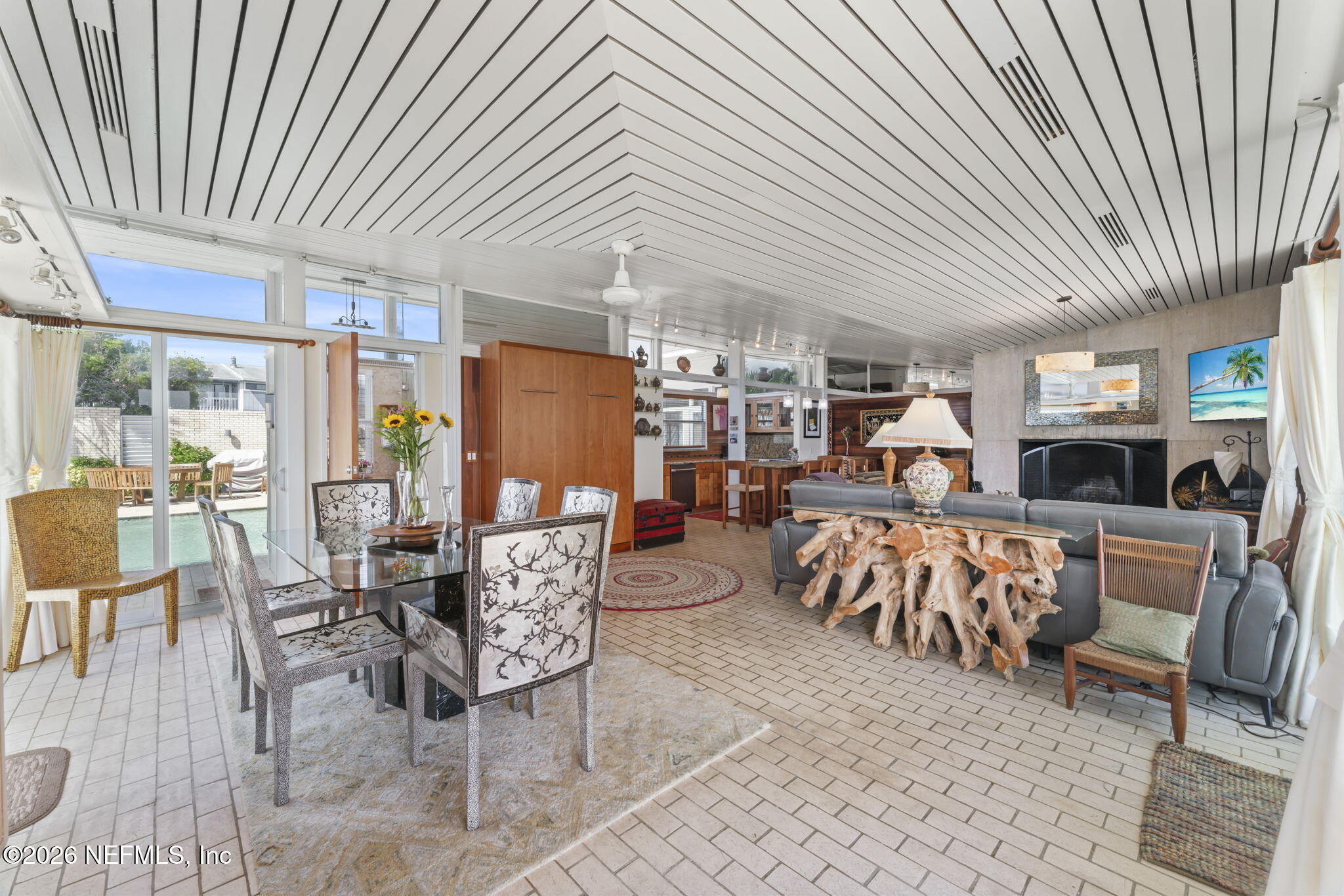 2337 Seminole Road, Unit A Atlantic Beach, FL 32233 - Photo 15 of 39 UnitA Dining 3