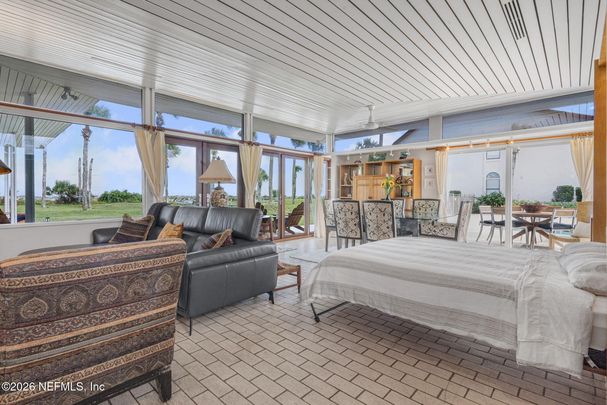 2337 Seminole Road, Unit A Atlantic Beach, FL 32233 - Photo 16 of 39 queen murphy 1