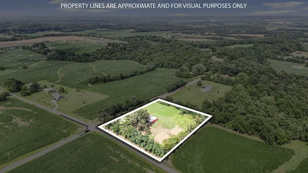 $275,000 | 6985 Royalton Road Southwest, Lancaster, OH 43130