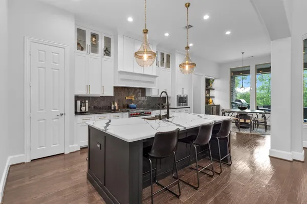 $895,000 | 134 Pacific Grove Drive, Montgomery, TX 77316