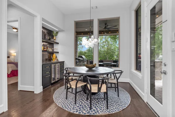 $895,000 | 134 Pacific Grove Drive, Montgomery, TX 77316