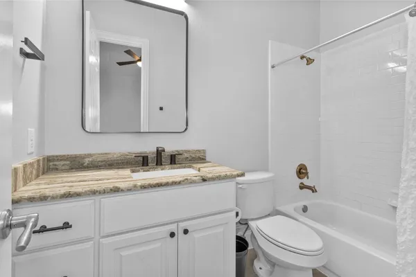 $895,000 | 134 Pacific Grove Drive, Montgomery, TX 77316