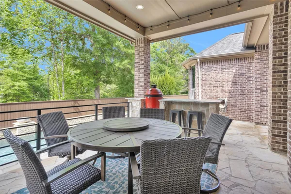 $895,000 | 134 Pacific Grove Drive, Montgomery, TX 77316