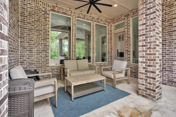 $895,000 | 134 Pacific Grove Drive, Montgomery, TX 77316