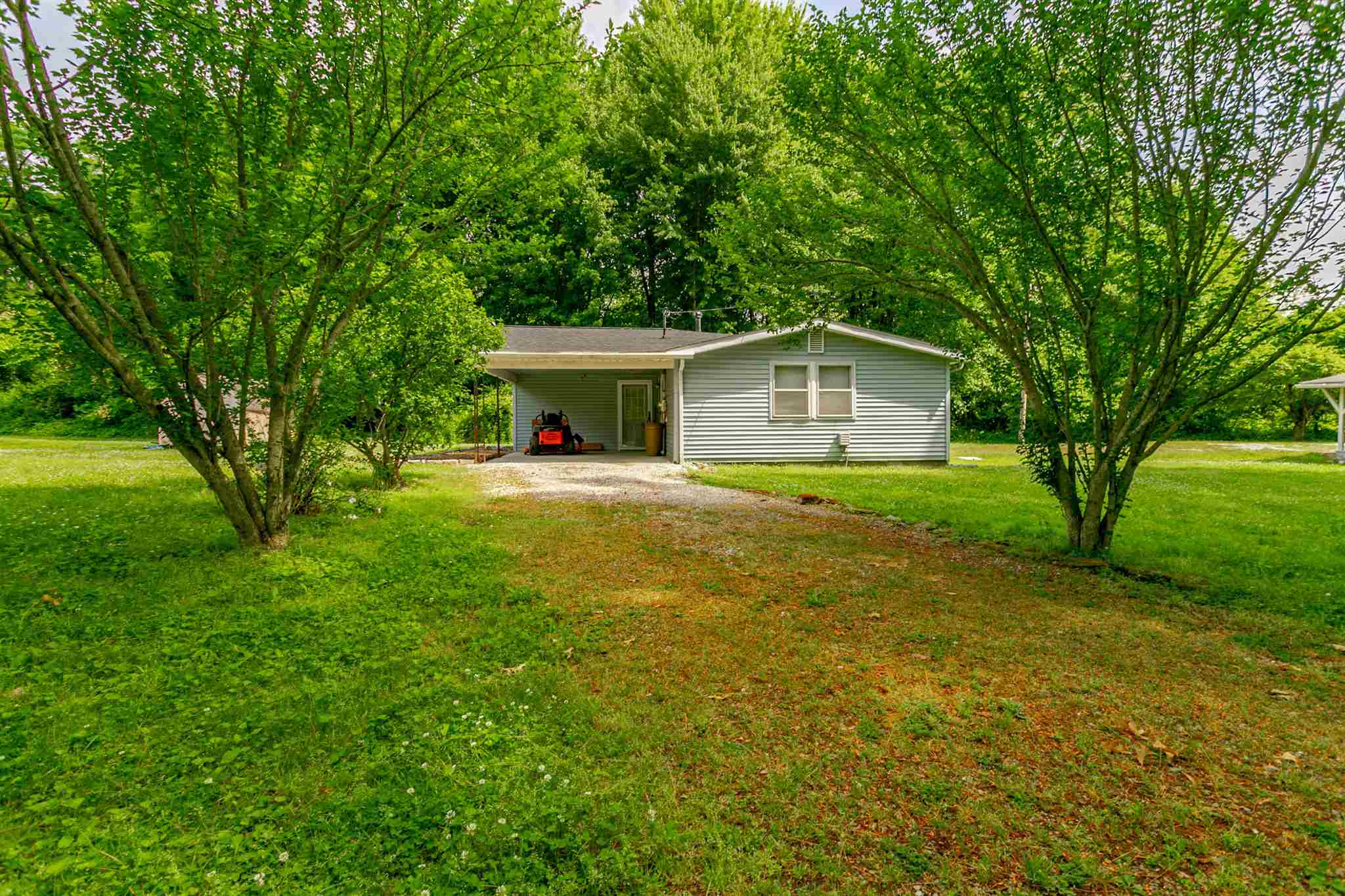 4555 Lenn Road Newburgh, IN 47630 - Photo 14 of 28 Gallery Image 14