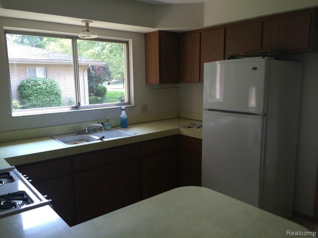 3561 Leason Road Sterling Heights, MI 48310 - Photo 17 of 19
