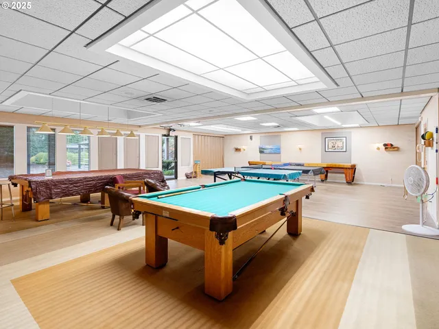 $307,000 | 15510 Northeast Knott Street, Unit 25, Portland, OR 97230