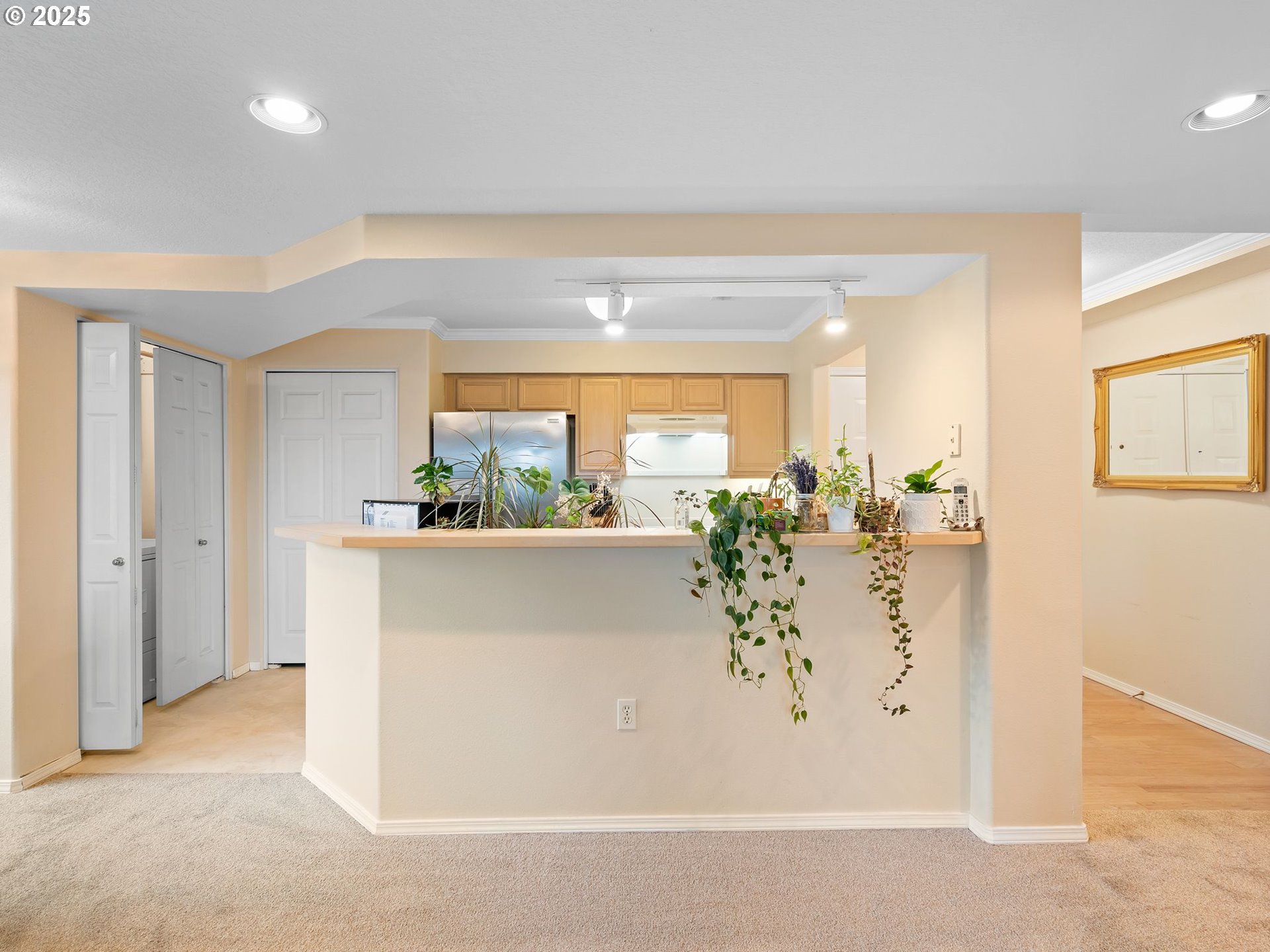 15510 Northeast Knott Street, Unit 25 Portland, OR 97230 - Photo 10 of 48 Kitchen