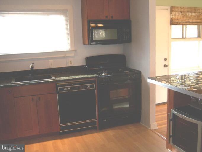 5933 Charnwood Road Catonsville, MD 21228 - Photo 5 of 7 Kitchen