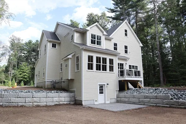 $1,600,000 | 16 R Eldor Drive, Walpole, MA 02071