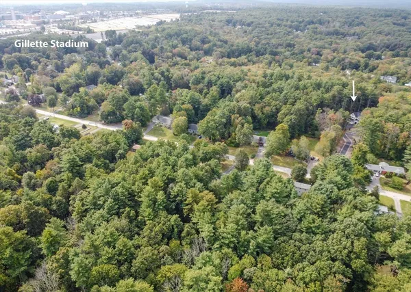 $1,600,000 | 16 R Eldor Drive, Walpole, MA 02071