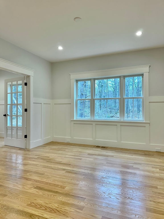 16 R Eldor Drive Walpole, MA 02071 - Photo 5 of 28