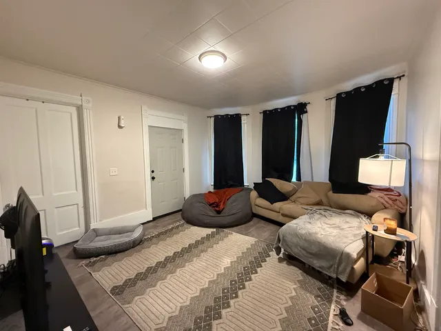 $249,900 | 735 Jackson Street, Oshkosh, WI 54901