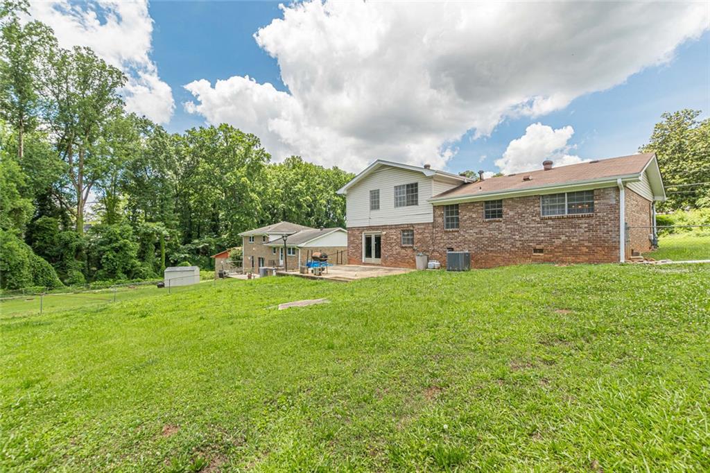 2272 Green Hawk Court Decatur, GA 30035 - Photo 9 of 56