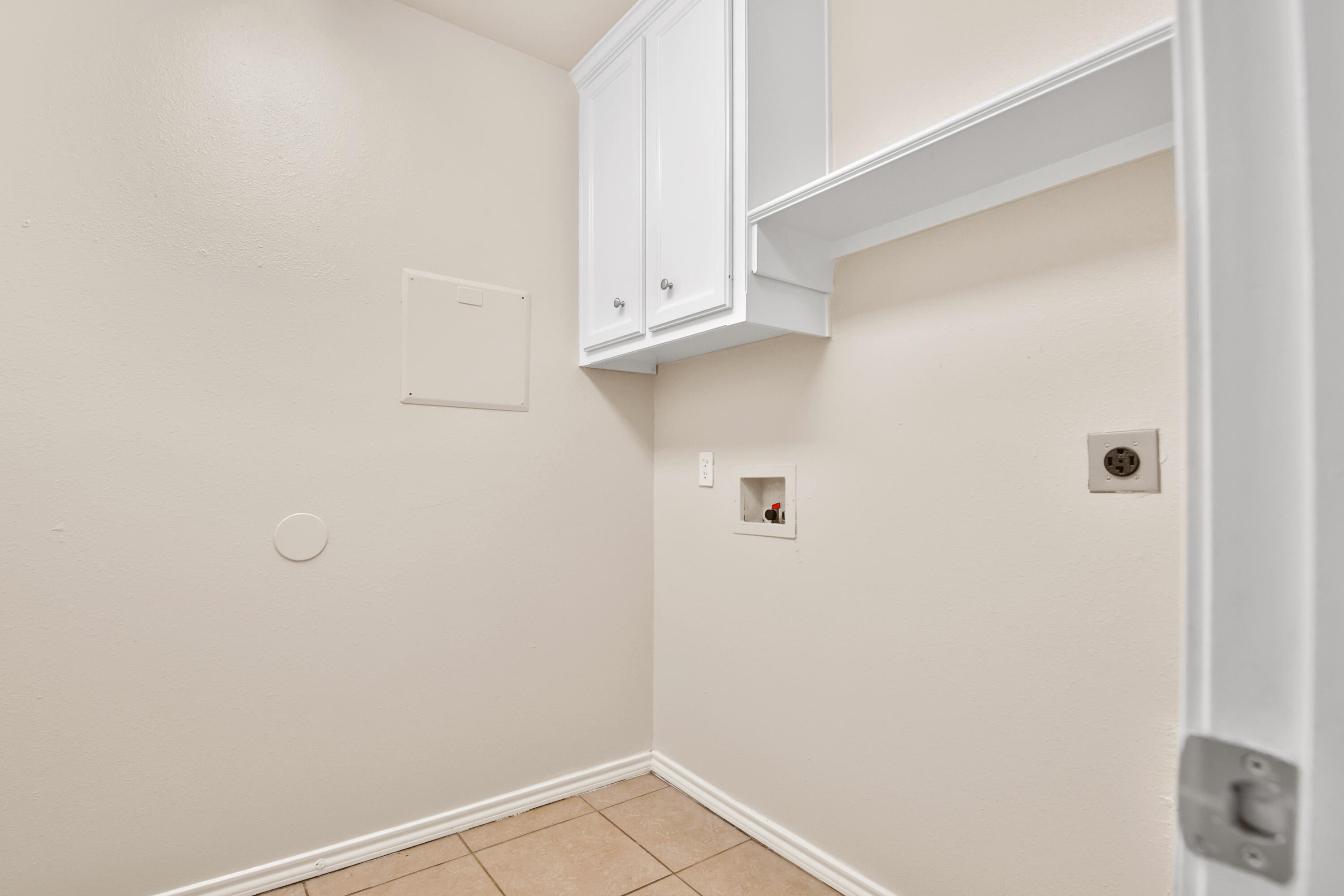 2117 99th Street Lubbock, TX 79423 - Photo 12 of 30 a view of small space