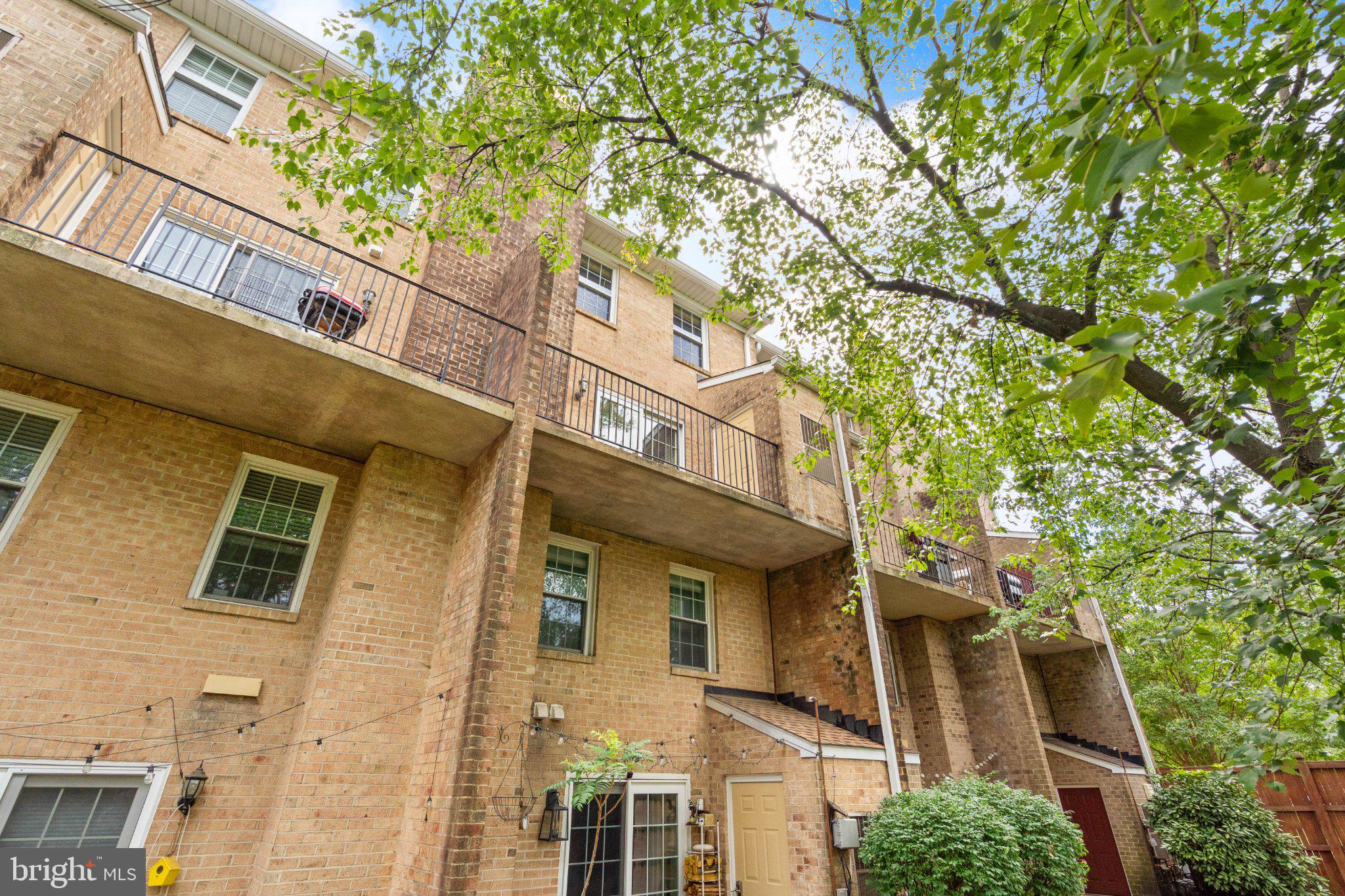 905 South Rolfe Street, Unit 2 Arlington, VA 22204 - Photo 46 of 55 Gallery Image 46
