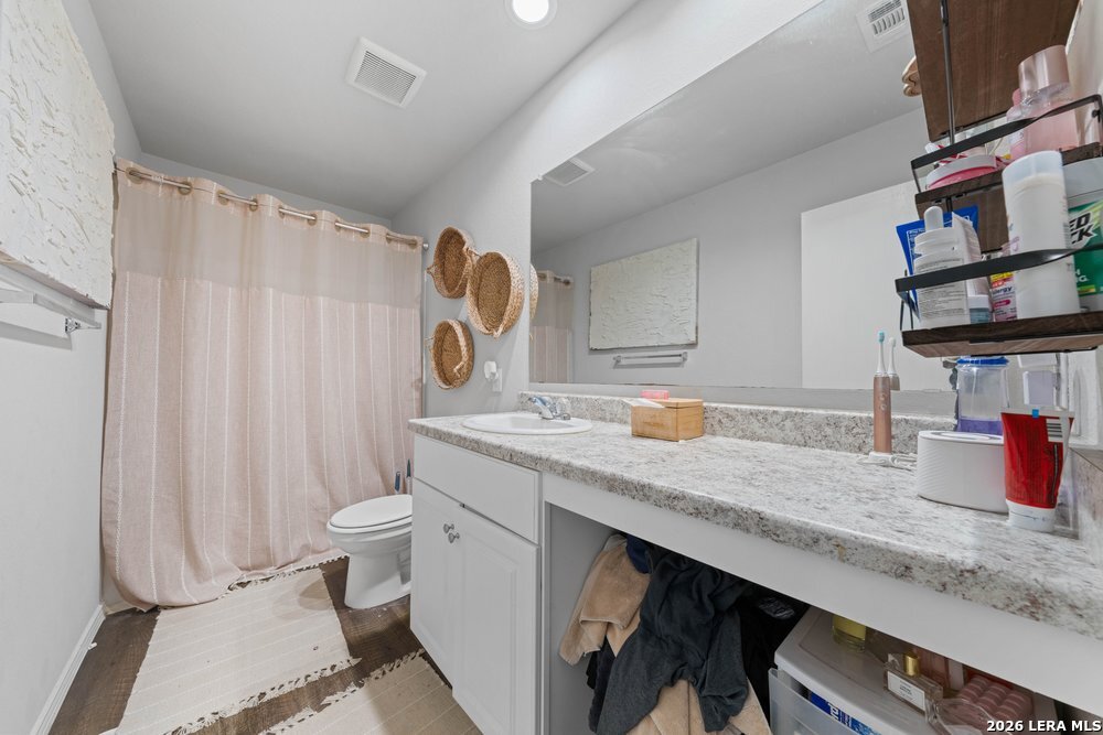6922 Phoenix Path Converse, TX 78109 - Photo 18 of 30 Gallery Image 18