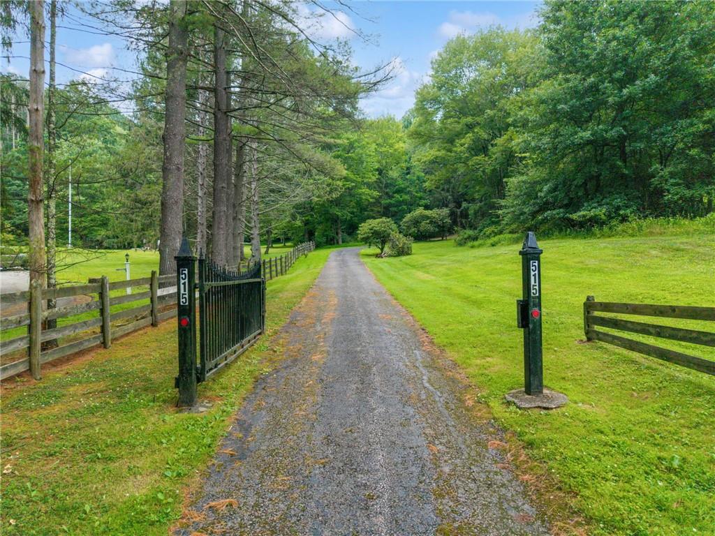 515 Austraw Road Ligonier, PA 15658 - Photo 3 of 46