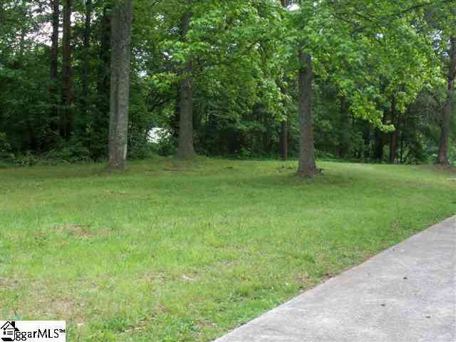 14 Hester Road Greenville, SC 29609 - Photo 22 of 23 Gallery Image 22