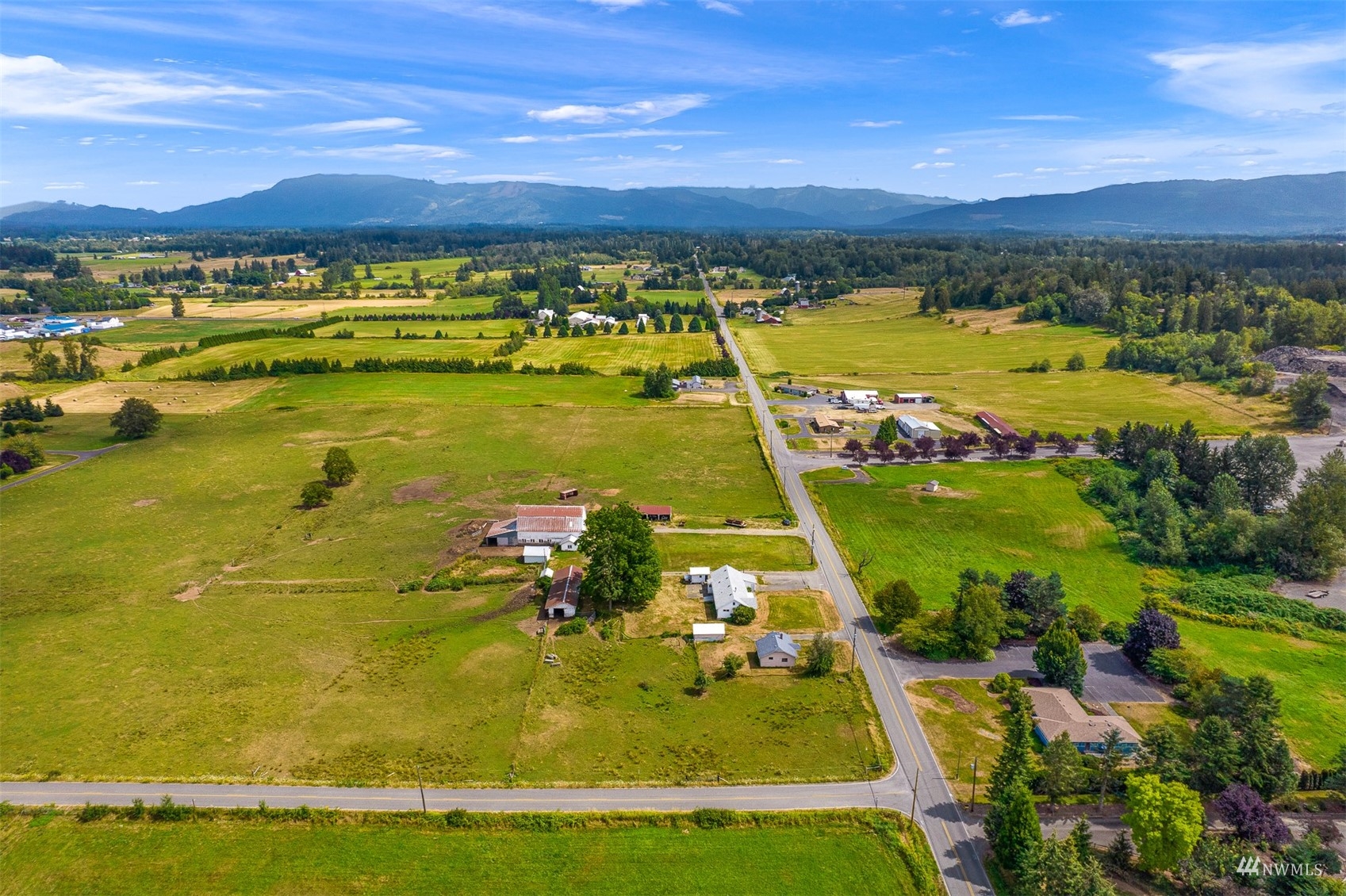 718 East Laurel Road Bellingham, WA 98226 - Photo 10 of 40 a view of an ocean view