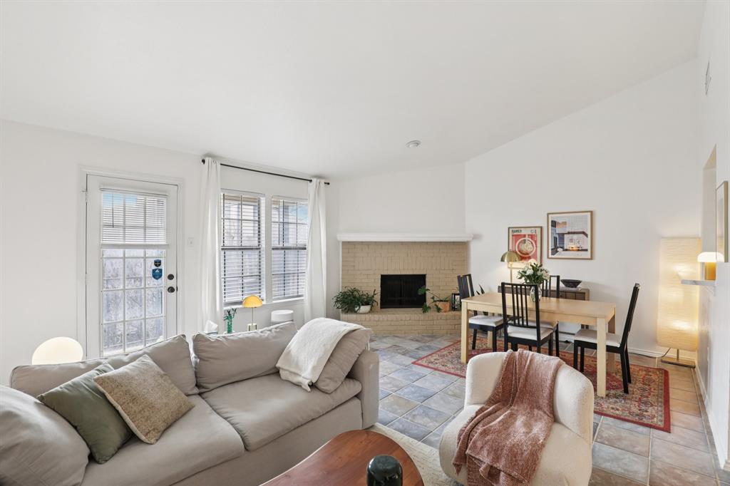 2835 Keller Springs Road, Unit 1104 Carrollton, TX 75006 - Photo 3 of 26