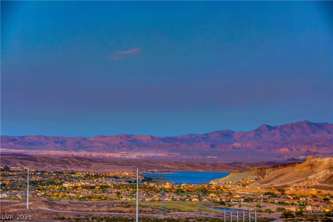1005 Feather Point Court Henderson, NV 89011 - Photo 14 of 47