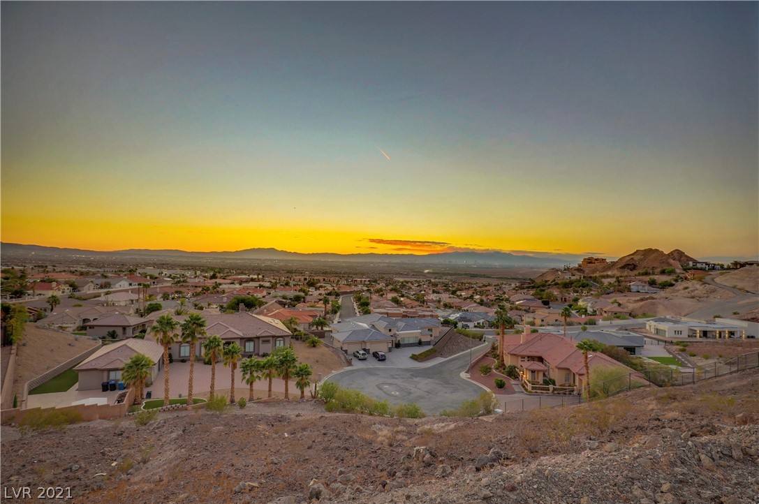 1005 Feather Point Court Henderson, NV 89011 - Photo 18 of 47