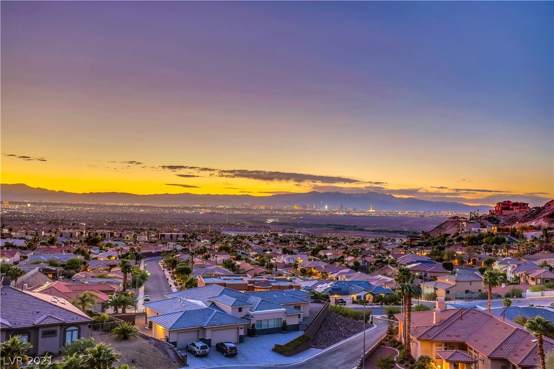1005 Feather Point Court Henderson, NV 89011 - Photo 10 of 47