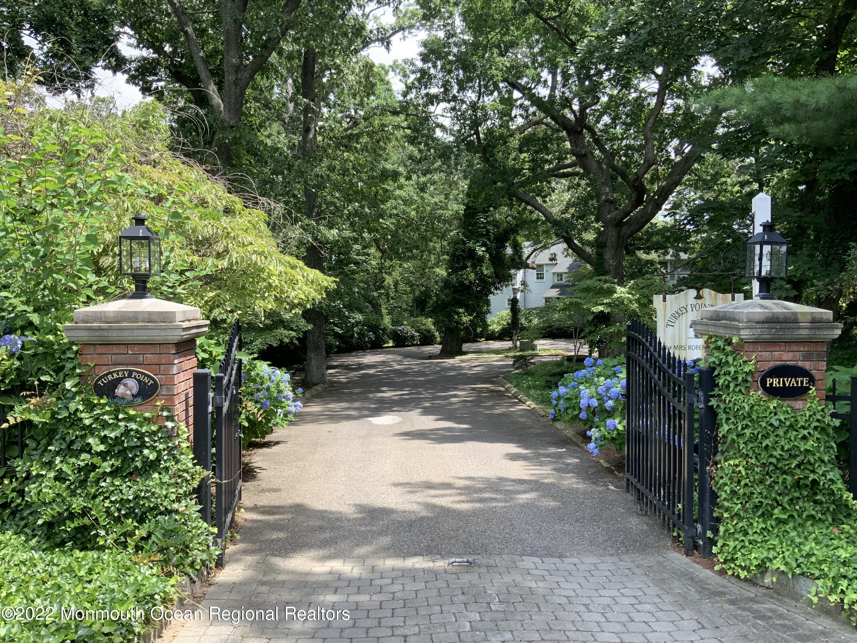 634 Turkey Point Road Brick, NJ 08724 - Photo 2 of 42 Front Gate