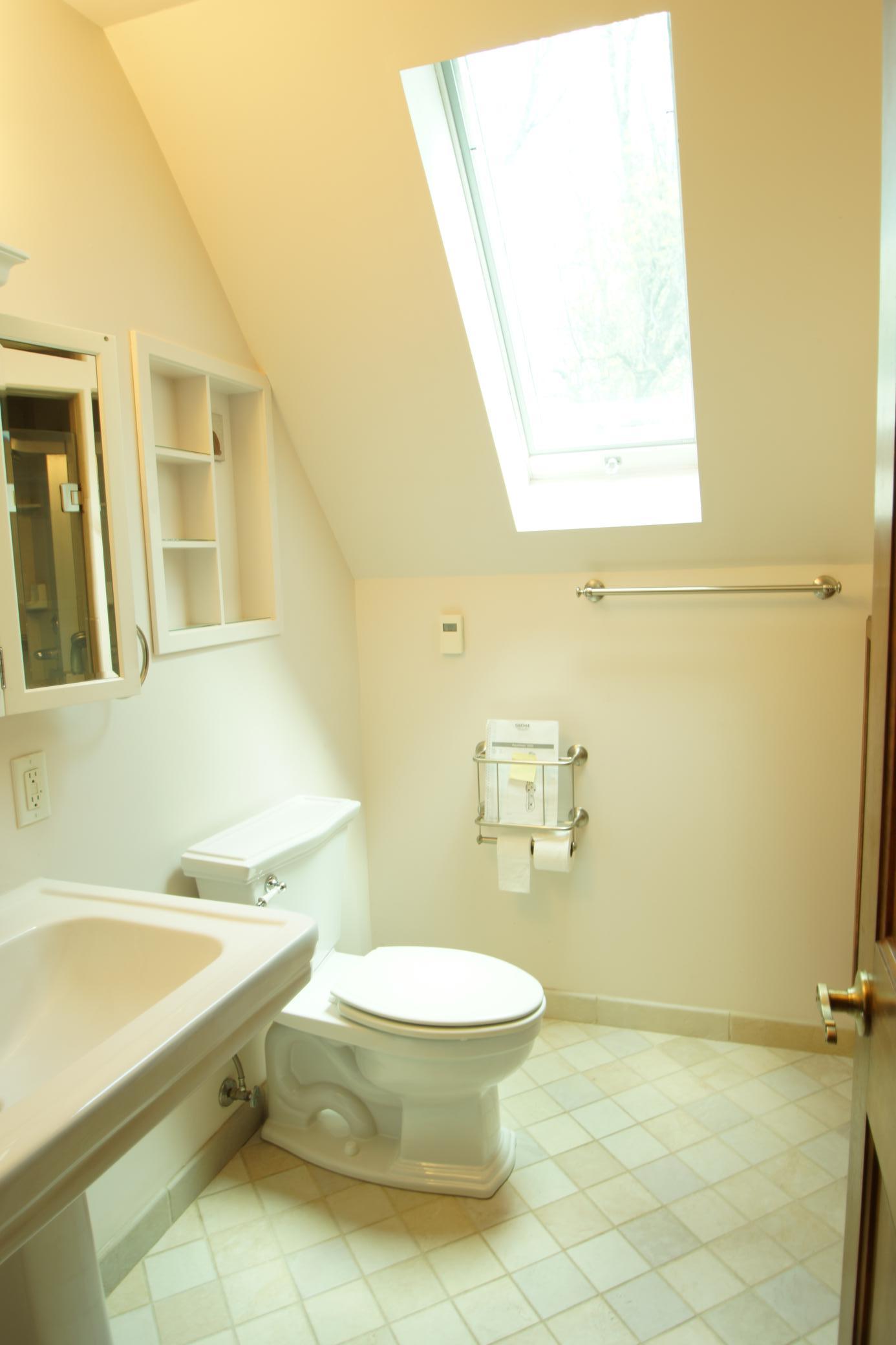 988 Stratford Road Mendota Heights, MN 55118 - Photo 19 of 34 Gallery Image 19