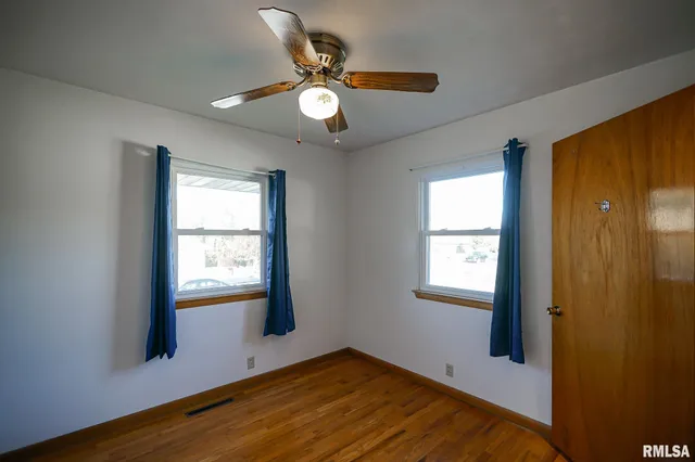 $145,000 | 695 North 11th Avenue, Canton, IL 61520